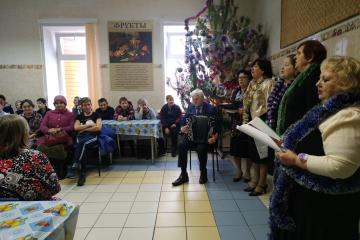 Выступление "Золотого возраста" в Корсаковском психоневрологическом интернате.