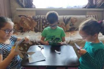 ����������